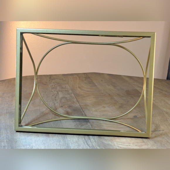 Gold Geometric Metal Picture Frame - Picture 10 of 12